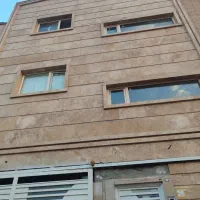 خانه ویلایی دوطبقه  روی پیلوت ویک سوییت همکف|فروش خانه و ویلا|فولادشهر, B2|دیوار