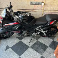 Rs 200 سالم