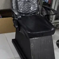 صندلی و پارتیشن