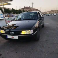 پژو405مدل 89 اتاق تعویض1405