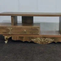 میز تلویزیون.