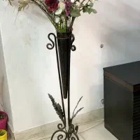 گلدان آهنی