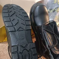 فروش کفش کار ایمنی در کنگان