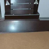 تخت تک نفره چوب دارای چراغ