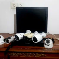 دستگاه . دوربین . هارد یک ترا . مانیتور . کامل