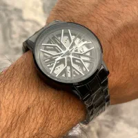 ساعت رینگی|ساعت|اصفهان, برازنده|دیوار