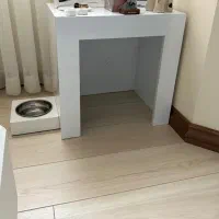لانه سگ به همراه ظرف آب
