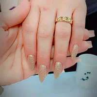 کاشت ناخن،اصلاح،شمع،کوتاهی درسالن