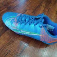 کفش فوتبالی نایک مرکوریال