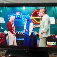 تلویزیون ۴۰‌ السیدی سامسونگ درحد نو با کنترل وجعبه|تلویزیون و پروژکتور|رشت, جماران|دیوار