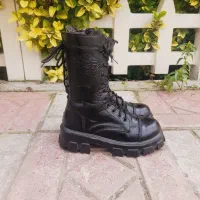 کفش بوت و نیم بت دخترانه در حد نو|کفش و لباس بچه|رشت, عینک|دیوار