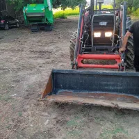 تراکتور بیل دار