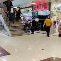 مغازه کوچک پاساژ موسی بن جعفر