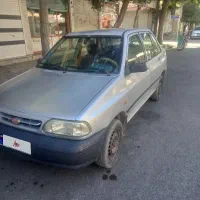 پراید نقره‌ای مدل ۸۹