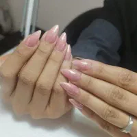 خدمات اکستنشن  مژه و ناخن .
