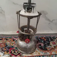 چراغ نفتی قدیمی. چراغ زنبوری|لامپ و چراغ|بزینه رود, |دیوار