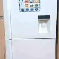 یخچال فریزر در حد نو