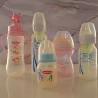 شیشه شیر و پستونک