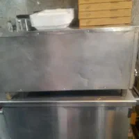 یخچال . میز کار استیل.