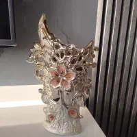 گلدان شیک فقط ۱۸۰