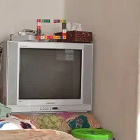 تلویزیون 21 اینچ با کنترل