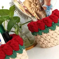 عروسکی|اسباب‌بازی بچه|شاهین‌شهر, مسکن مهر|دیوار