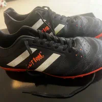 کفش فوتبالی سایز۳۸