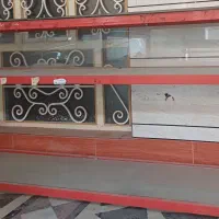 ویترین دوطبقه ای