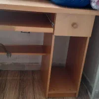 میز کامپیوتر
