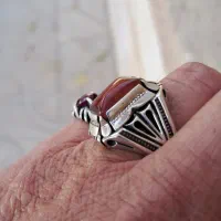 عقیق سرخ کهنه تراش|جواهرات|آباده, |دیوار