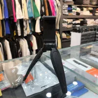 سه پایه گوشی و دوربین