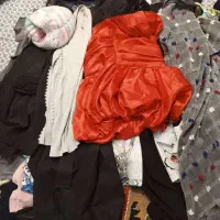 تعداد زیادی پوشاک و مانتو دخترانه|لباس|محمدشهر, شهرک پیام (مهرالبرز)|دیوار