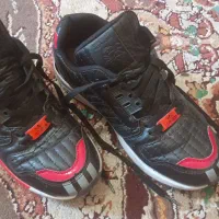 کتونی طرح آدیداس سایز 40 زنونه مردونه