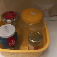 شیشه ظرف مربا و رب(پلاستیکی وشیشه ای)حدود۷۰ عدد