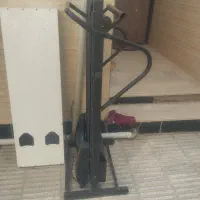 تردمیل به همراه میزوشش عدد صندلی مدیریتی