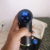ماساژور تفنگی با 6تا سری سرمایشی گرمایشی