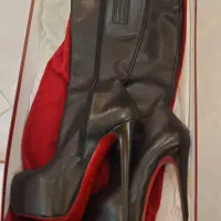 توافقی|کیف، کفش، کمربند|بومهن, |دیوار