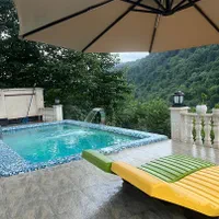 اجاره ویلا استخر دار رو بار ویو جنگلی ۴خوابه