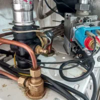 تعمیرات تخصصی و سرویس فوری پکیج