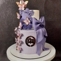 کیک تولد و کافیشاپی