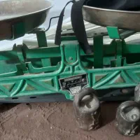 ترازو در شهر راور