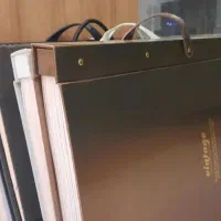 نیازمند نصاب کاغذ دیواری حرفه ای