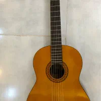 گیتار یاماها C40