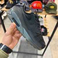 کتونی کسپول دار نایک AIR MAX اورجینال رنگ خاص۴۲