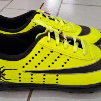 کتانی ورزشی چمن سایز ۴۰|کیف، کفش، کمربند|رشت, سلیمانداراب|دیوار