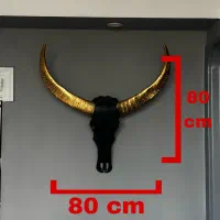 مجسمه دیوارکوب