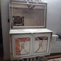 کنسول با آینه