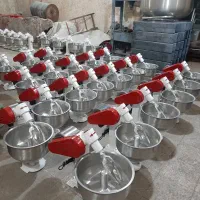 خمیر گیر اصفهان برکت