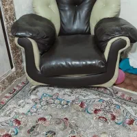 مبل راحتی سالم و تمیز|مبلمان خانگی و میز عسلی|باقرشهر, |دیوار