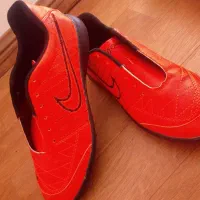 کفش سالن فقط یک بار پوشیده شده